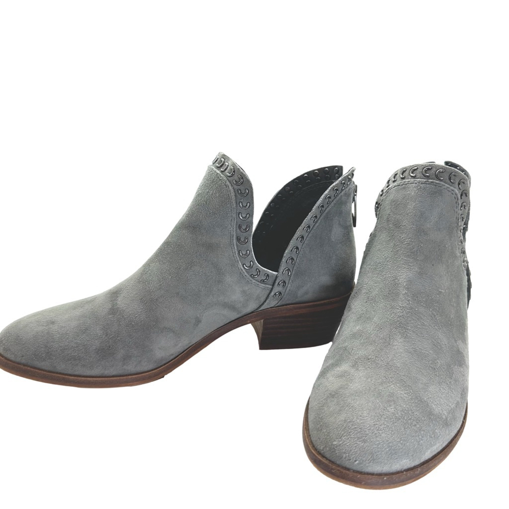 Vince Camuto Prafinta Grey Suede Studded Moto Ankle Booties Size 7 EU 37.5